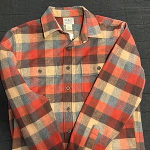 LL Bean Chamois Shirt - Slightly fitted - Medium Tall